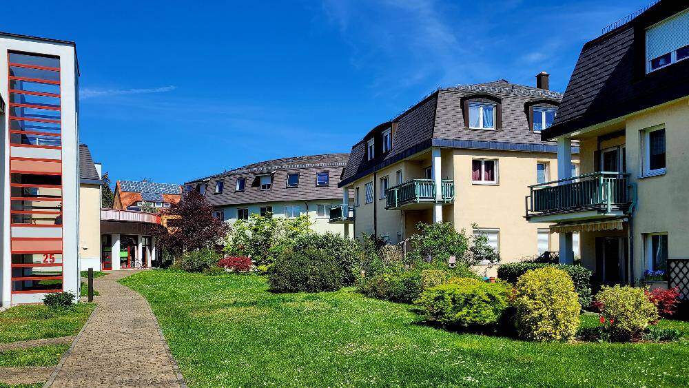 Zwei-Zimmer-Wohnung mit Süd-West-Balkon in ruhiger Lage in Radebeul-West