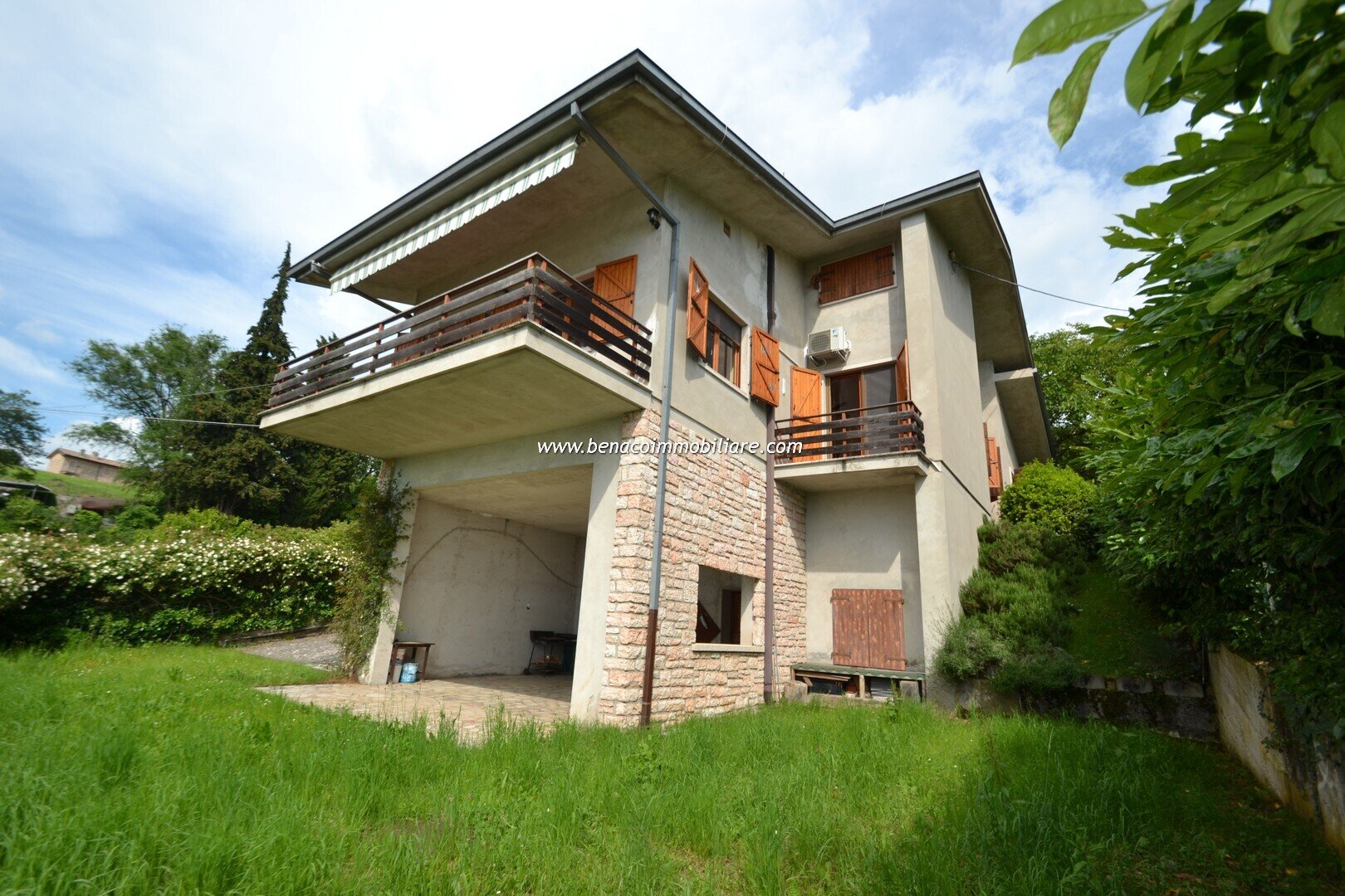 Villa zum Kauf 480.000 € 8 Zimmer 280 m²<br/>Wohnfläche 250 m²<br/>Grundstück ab sofort<br/>Verfügbarkeit via Ca Schena San Zeno di Montagna  37010