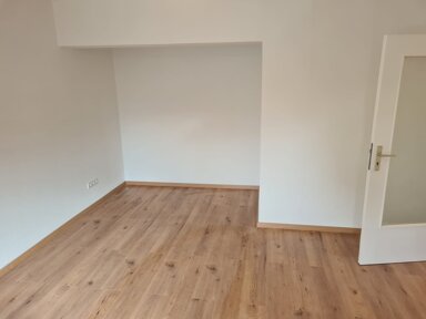 Wohnung zur Miete 350 € 1 Zimmer 27,9 m² 1. Geschoss frei ab sofort Peter-Behrens-Straße 91 Garath Düsseldorf / Garath 40595