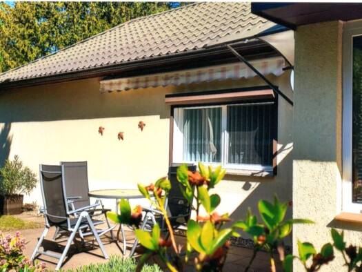 Bungalow zum Kauf provisionsfrei 460.000 € 4 Zimmer 100 m² 1.155 m² Grundstück Falkensee 14612