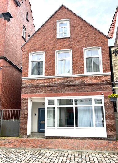 Mehrfamilienhaus zum Kauf 295.000 € 5 Zimmer 165 m² Grundstück frei ab sofort Große Kremperstraße 4 Glückstadt 25348