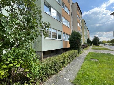 Wohnung zur Miete 345 € 3 Zimmer 62,8 m² 3. Geschoss frei ab sofort Vredener Str. 9 Elsterwerda Elsterwerda 04910