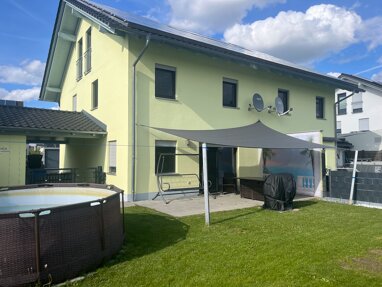 Mehrfamilienhaus zur Miete 950 € 6 Zimmer 145 m² 260 m² Grundstück Farnstrasse 8 Hengersberg Hengersberg 94491