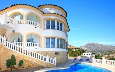 Villa zum Kauf 690.000 € 220 m² 700 m² Grundstück Calpe 03710