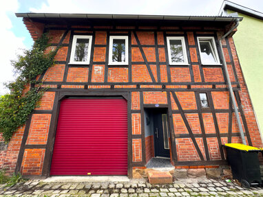 Mehrfamilienhaus zum Kauf 269.000 € 8 Zimmer 215 m² Neustadt Neustadt bei Coburg 96465
