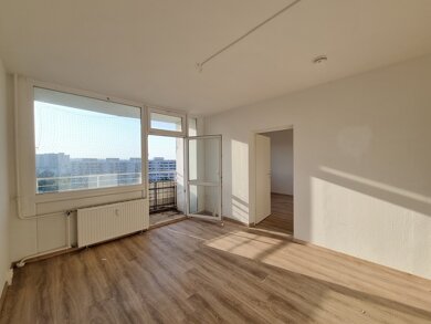 Wohnung zur Miete 323 € 2 Zimmer 43 m² 8. Geschoss Albert-Wolf-Platz 1 Prohlis-Süd Dresden 01239