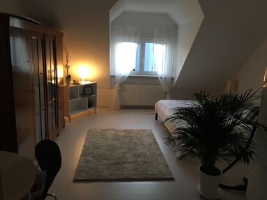 WG-Zimmer zur Miete 750 € 40 m² frei ab sofort Mertonviertel Niederursel Frankfurt am Main 60439