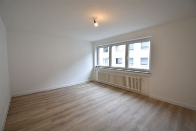 Wohnung zur Miete 675 € 2 Zimmer 61 m² 1. Geschoss frei ab sofort Siemensstr. 22 Altendorf Essen 45143