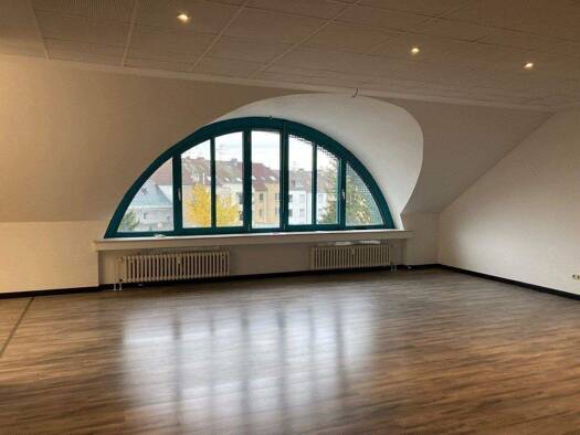 Wohnung zur Miete 745 € 3 Zimmer 102 m² 3. Geschoss frei ab sofort Alleestr. 66 Pesch Mönchengladbach 41065