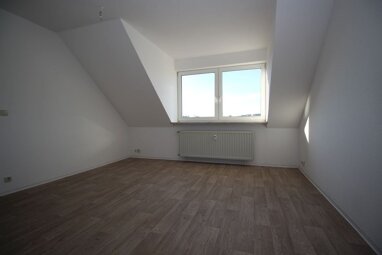 Wohnung zur Miete 272,82 € 2 Zimmer 45,5 m² 3. Geschoss frei ab sofort Hauptstraße 11 Syrau Rosenbach/Vogtland 08548