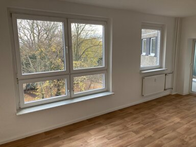 Wohnung zur Miete 275 € 1 Zimmer 36,1 m² 3. Geschoss Willy-Lohmann-Straße 26 Innerstädtischer Bereich Mitte 24 Dessau-Roßlau 06844