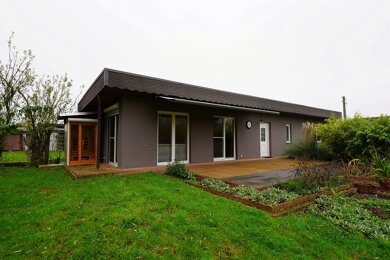 Bungalow zum Kauf 150.000 € 3 Zimmer 64 m² 12.770 m² Grundstück Wolmirstedt Wolmirstedt 39326