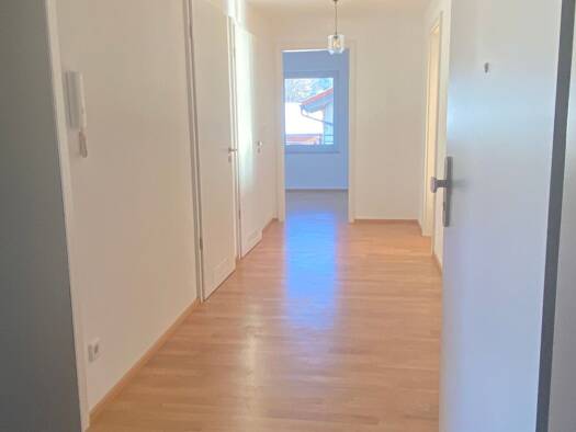 Wohnung zur Miete 1.380 € 3 Zimmer 95 m² Geschoss 2/3 frei ab 01.01.2026 Siegsdorf 83313