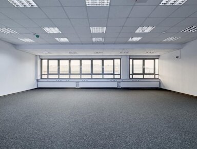 Bürofläche zur Miete 6,50 € 281,8 m² Bürofläche teilbar ab 281,8 m² Carl-Zeiss-Straße 5 Fellbach - Kernstadt Fellbach 70736