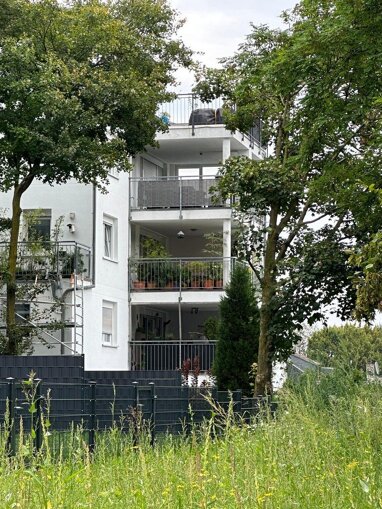 Wohnung zur Miete 1.570 € 4,5 Zimmer 165 m² 2. Geschoss Bergborbeck Essen 45355