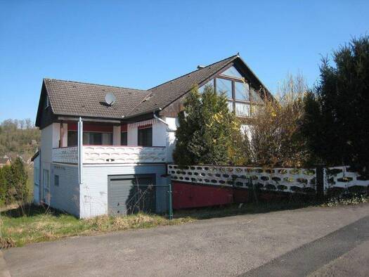 Mehrfamilienhaus zum Kauf 215.000 € 10 Zimmer 273 m² 898 m² Grundstück frei ab sofort Helmarshausen Bad Karlshafen 34385