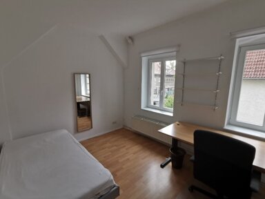 WG-Zimmer zur Miete 345 € 16 m² frei ab sofort Platanenallee 33 Westend Berlin 14050