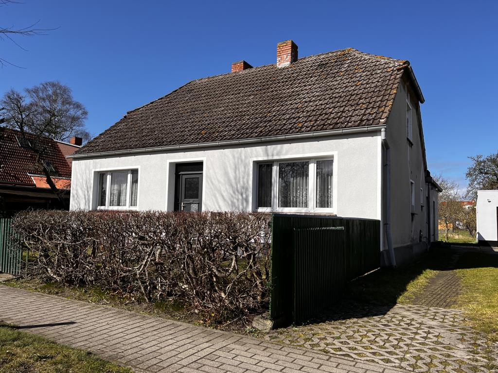 Einfamilienhaus zum Kauf 385.000 € 5 Zimmer 133 m²<br/>Wohnfläche 940 m²<br/>Grundstück Dierhagen Dorf Dierhagen 18347