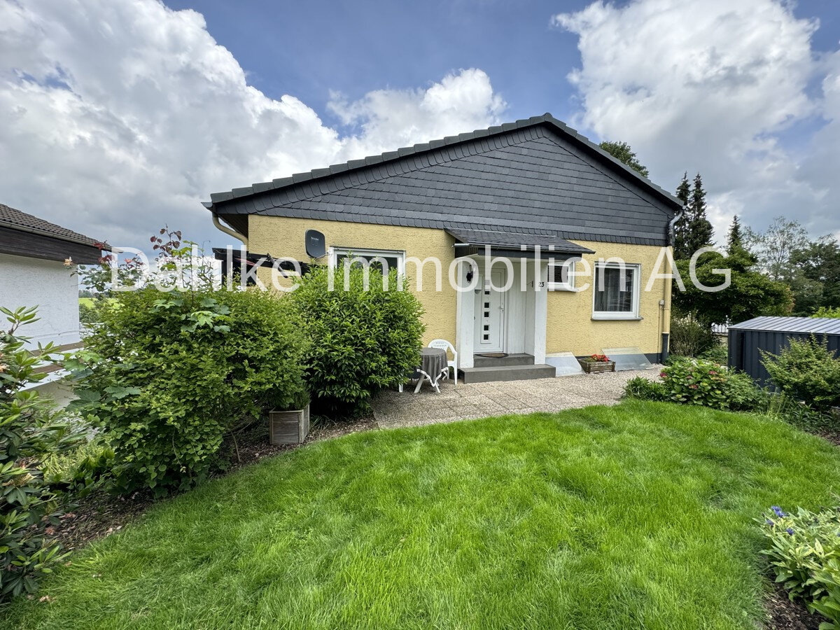 Mehrfamilienhaus zum Kauf 380.000 € 8 Zimmer 202 m²<br/>Wohnfläche 536 m²<br/>Grundstück Wiehagen Hückeswagen 42499