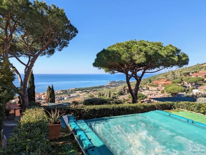 Villa zum Kauf 750.000 € 4 Zimmer 92 m²<br/>Wohnfläche 150 m²<br/>Grundstück Castiglione della Pescaia 58043