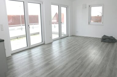 Penthouse zur Miete 1.080 € 2,5 Zimmer 100 m² frei ab sofort Gröningen Satteldorf 74589