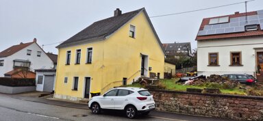 Einfamilienhaus zum Kauf provisionsfrei 120.000 € 9 Zimmer 140 m² 800 m² Grundstück Friedhofstr Münchwies Neunkirchen 66540