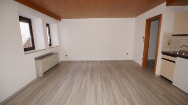 Wohnung zur Miete 280 € 1,5 Zimmer 40 m² 1. Geschoss Planungsbezirk 102 Straubing 94315