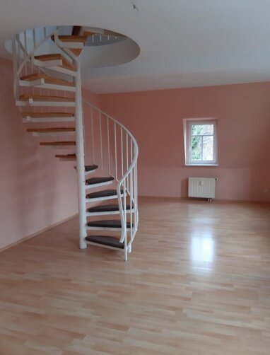 Wohnung zur Miete 350 € 2 Zimmer 73 m² 2. Geschoss Amseltal 46 Gebiet Talstraße / Trillerberg Zwickau 08066