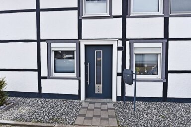 Mehrfamilienhaus zum Kauf 295.000 € 9 Zimmer 260 m² 1.235 m² Grundstück frei ab sofort Scheidingen Welver 59514