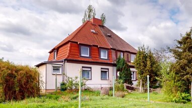 Doppelhaushälfte zum Kauf Provisionsfrei 92.000 € 4 Zimmer 85 m² 449 m² Grundstück Leuna Leuna 06237