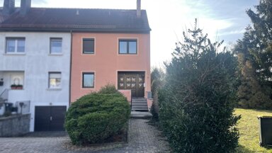 Reihenendhaus zum Kauf 179.000 € 5 Zimmer 114 m² 883 m² Grundstück Kamenz Kamenz 01917