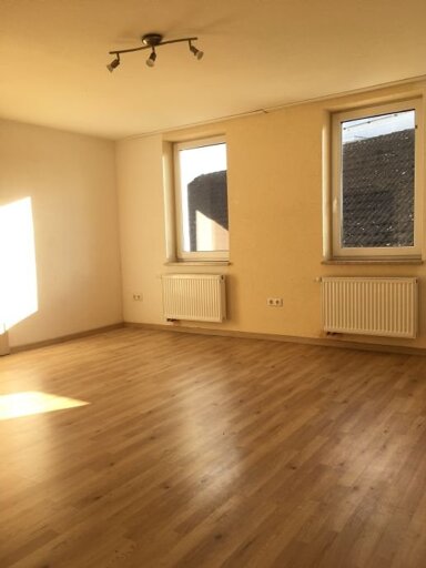 Wohnung zur Miete 620 € 2 Zimmer 65 m² frei ab sofort Dudenstraße 19 Bad Hersfeld Bad Hersfeld 36251