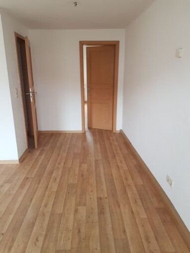 Wohnung zur Miete 370 € 3 Zimmer 74 m² Langenberg Gera 07552