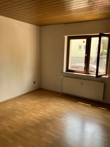 Wohnung zur Miete 350 € 1 Zimmer 33 m² Erdgeschoss Kirchenstraße 6 Gersweiler - Mitte Saarbrücken 66128