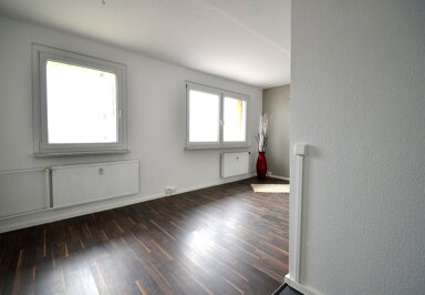 Wohnung zur Miete 440 € 3 Zimmer 57 m² Rigaer Strasse 1 Südstadt Halle (Saale) 06128