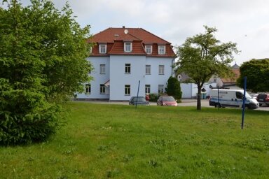 Wohnung zur Miete 410 € 2 Zimmer 62,5 m² 2. Geschoss frei ab sofort Hauptstraße 5 Neukirch/Lausitz 01904