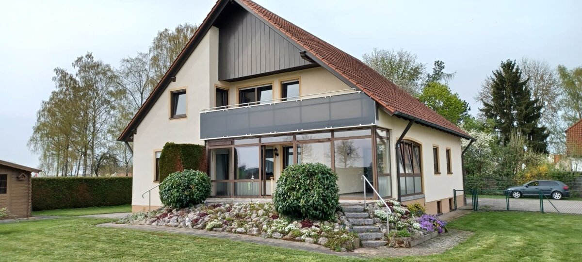 Einfamilienhaus zum Kauf 550.000 € 8 Zimmer 111 m²<br/>Wohnfläche 1.259 m²<br/>Grundstück Wolframs-Eschenbach Wolframs-Eschenbach 91639