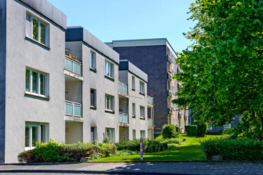 Wohnung zur Miete 559 € 2 Zimmer 57 m² EG Niedersachsenstraße 22 Schützenstraße - Halfeshof Solingen 42651