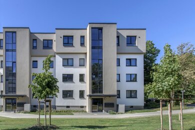 Wohnung zur Miete 755 € 2 Zimmer 67,2 m² 3. Geschoss frei ab 03.04.2025 Bromer Straße 1 Vorsfelde Wolfsburg 38448