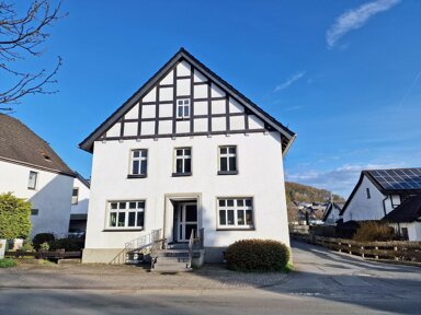 Einfamilienhaus zum Kauf 223.000 € 10 Zimmer 272 m² 673 m² Grundstück Allendorf Sundern 59846