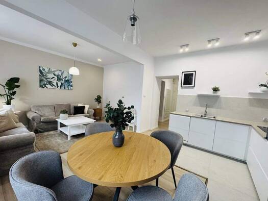 Wohnung zur Miete 520 € 2 Zimmer 68 m² 1. Geschoss Flensburger Str. 12 Lichtenhagen Rostock 18109