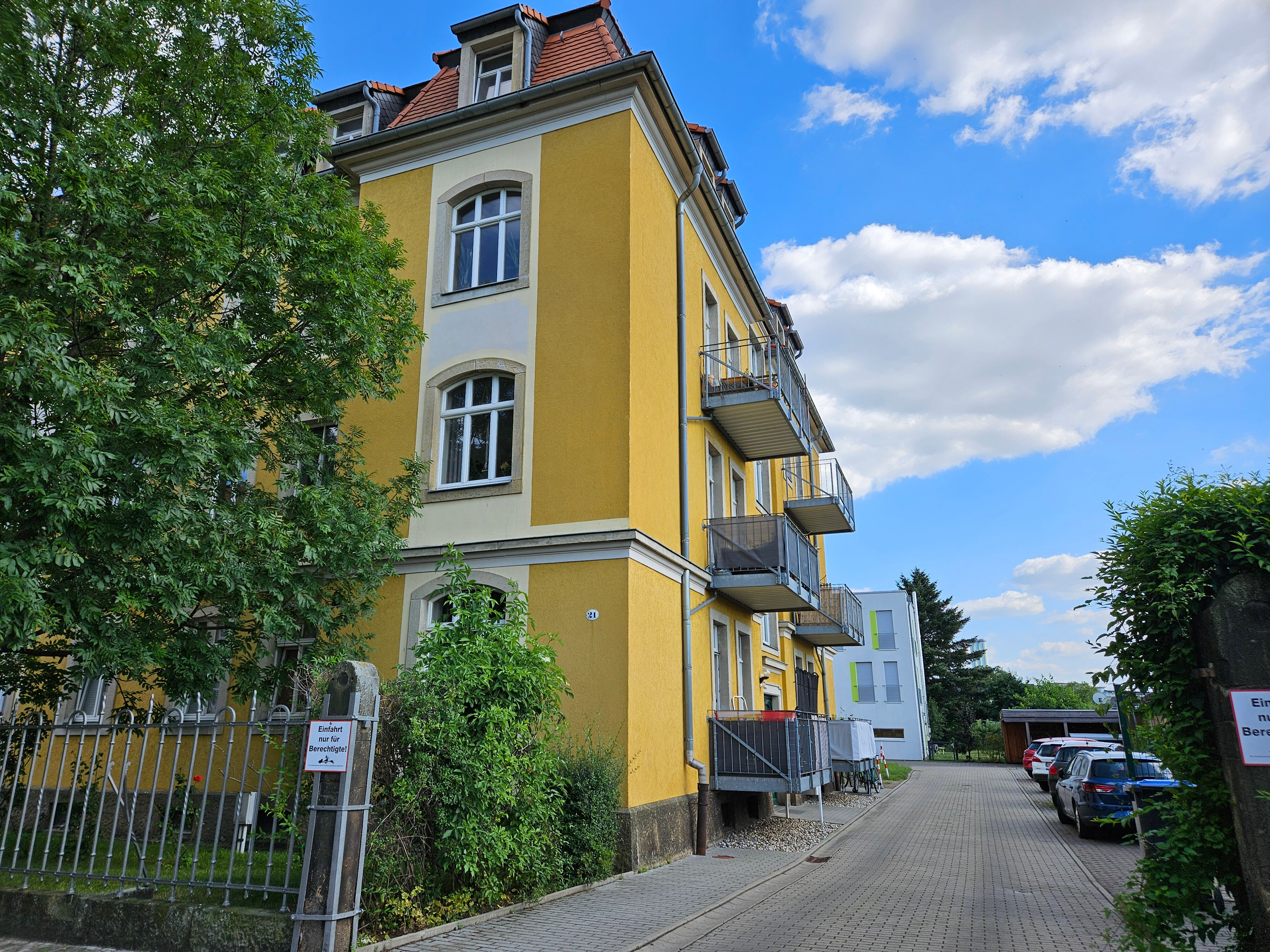 Wohnung zur Miete 675 € 3 Zimmer 89 m²<br/>Wohnfläche 3. Stock<br/>Geschoss Altonaer Straße 21 Friedrichstadt (Löbtauer Str.) Dresden 01159