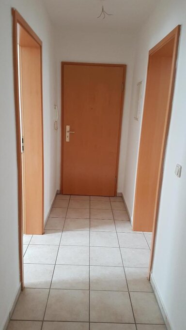 Wohnung zum Kauf 61.000 € 3 Zimmer 76,2 m² Chrieschwitz Plauen 08529