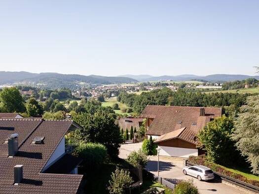 Einfamilienhaus zum Kauf 295.000 € 7 Zimmer 298 m² 1.438 m² Grundstück Kötzting Bad Kötzting 93444