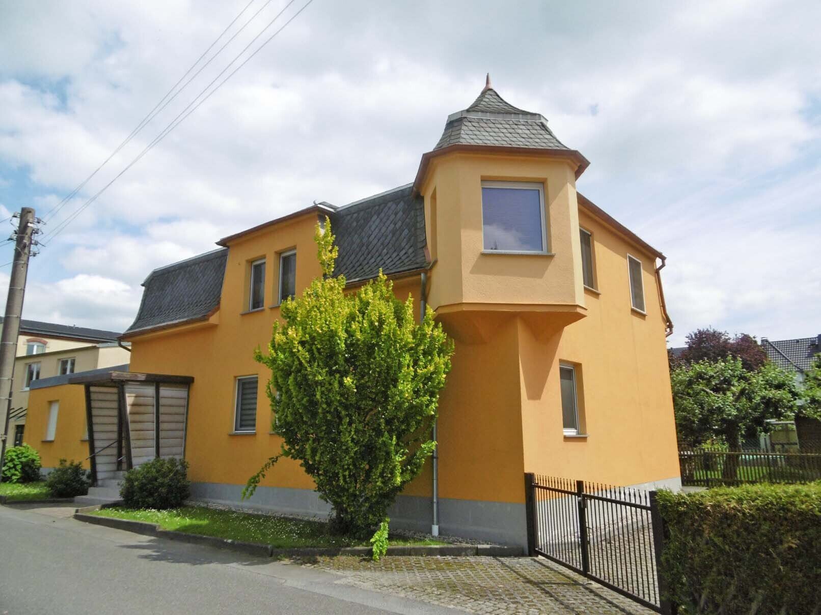 Einfamilienhaus zum Kauf 263.000 € 8 Zimmer 191 m²<br/>Wohnfläche 1.014 m²<br/>Grundstück Ohorn 01896