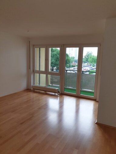 Wohnung zur Miete 750 € 2 Zimmer 68,1 m² 2. Geschoss Juri-Gagarin-Ring 135 Altstadt Erfurt 99084