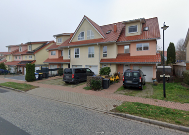 Reihenmittelhaus zur Miete 1.295 € 5 Zimmer 144 m² 143 m² Grundstück Bärenklauer Str. 21 Vehlefanz Oberkrämer 16727