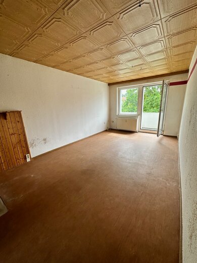 Wohnung zum Kauf 24.000 € 3 Zimmer 59,8 m² 2. Geschoss Wetrosiedlung 9c Wetro Puschwitz 02699