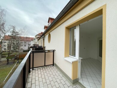 Wohnung zur Miete 574 € 3 Zimmer 70 m² 2. Geschoss frei ab 01.04.2025 Lockwitztalstr. 10 Niedersedlitz Dresden 01259