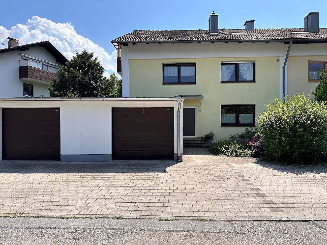 Mehrfamilienhaus zum Kauf 679.000 € 9 Zimmer 267 m²<br/>Wohnfläche 499 m²<br/>Grundstück Oberaudorf 83080